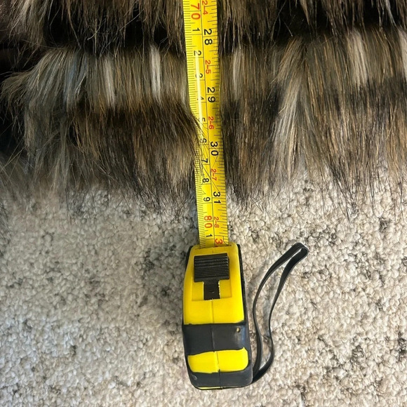 Donna Salyers Fabulous Fur Nordstrom best FAUX fur luxurious vest M - Picture 10 of 11